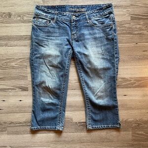 American Eagle Outfitters cropped capri Blue Jeans